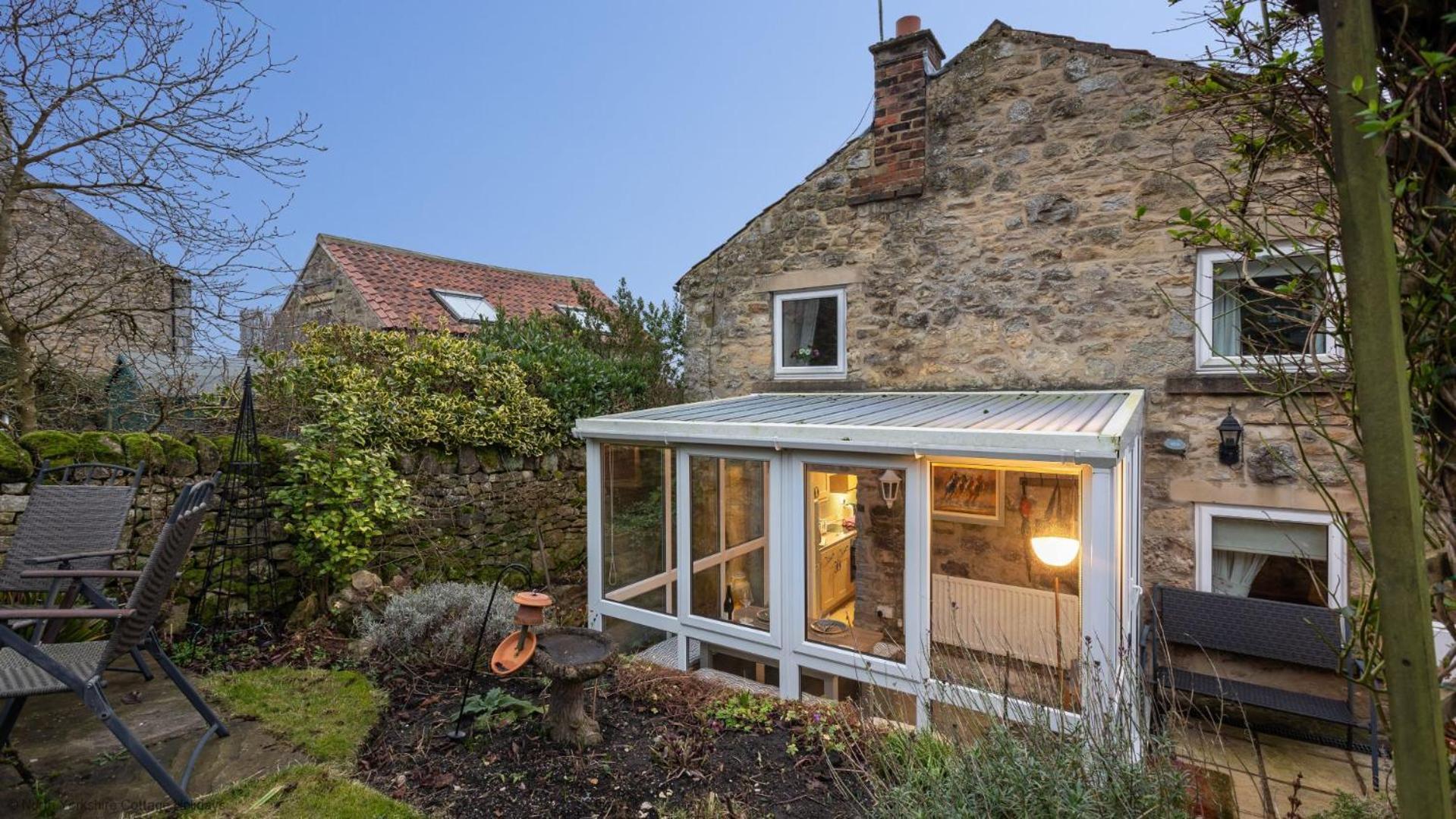 Picturesque Stone Cottage In The Heart Of North Yorkshire Village - Hideaway Cottage Exterior foto